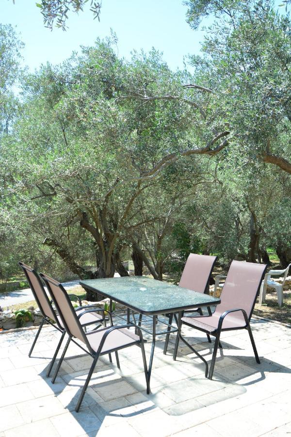 Olea Cottage Улцинь Экстерьер фото
